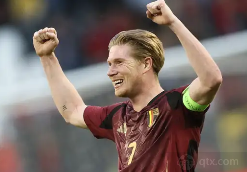 詹姆斯31+9+6东契奇34+6+8 湖人主场力擒灰熊